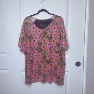 TwoFly Short Sleeve Plus Size Floral, Pink/Leopard Flowers Size 3X